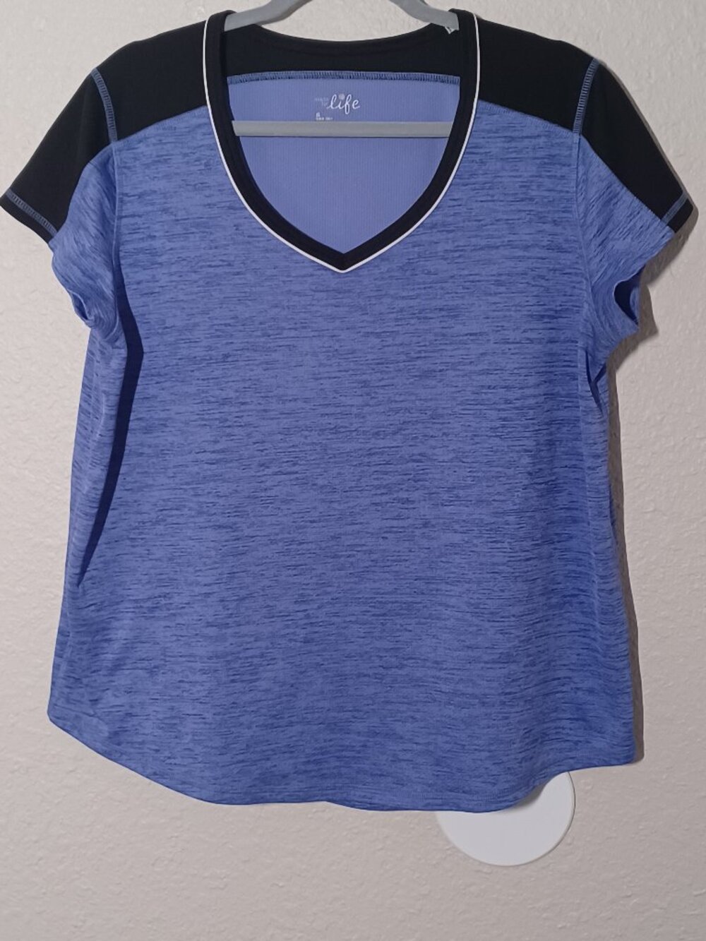 Made For Life Women's Purple And Black V-Neck Short Sleeve Quick Dri XL